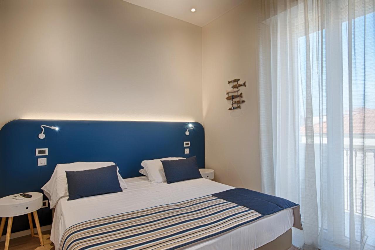 Hotel Agostini بيلاريا-إيجيا مارينا المظهر الخارجي الصورة